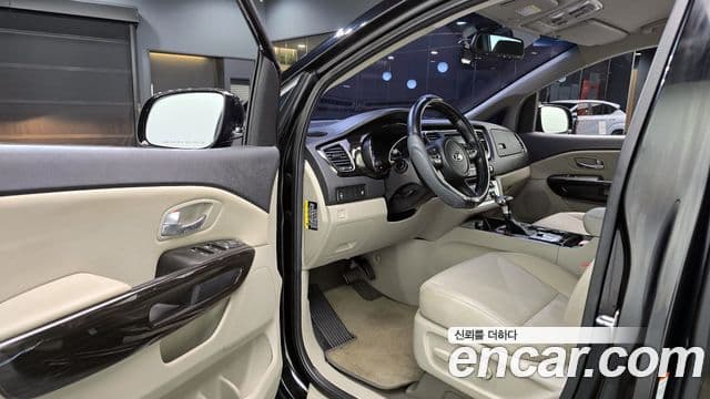 Kia The / новый New Carnival Prestige, 2020 11