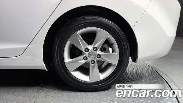 Hyundai Avante MD M16 GDI Avenue, 2014 все фото