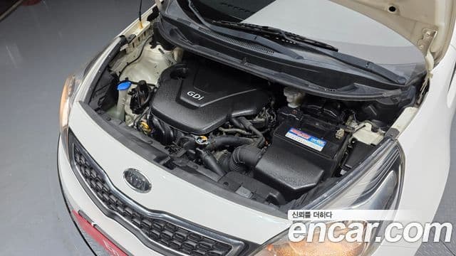 Kia All New Pride Luxury, 2012 6