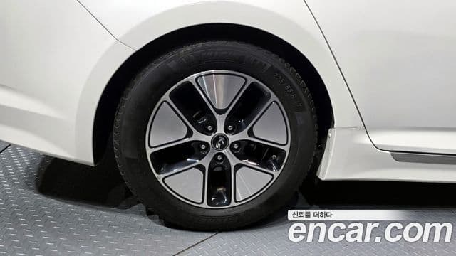 Kia K5 гибрид Prestige, 2012 все фото