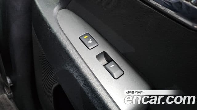 Kia Sportage R топовая версия, 2012 19