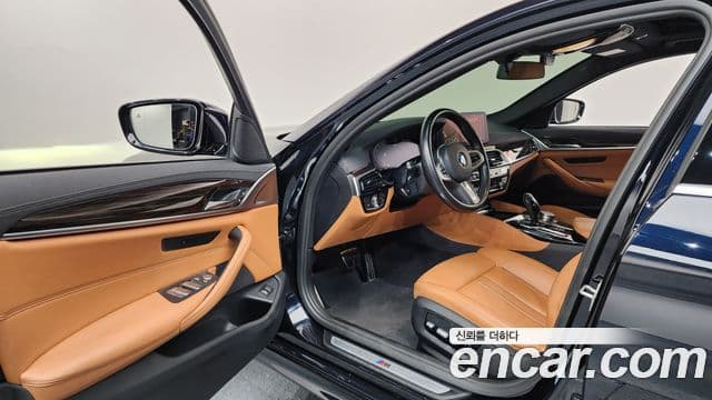 BMW 5시리즈 (G30) 520i M Sport, 2022 10