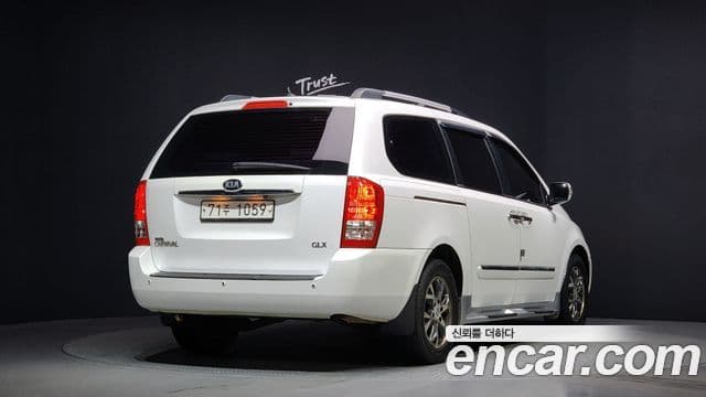 Kia Carnival R топовая версия, 2014 2
