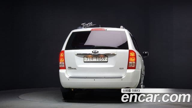 Kia Carnival R топовая версия, 2014 4