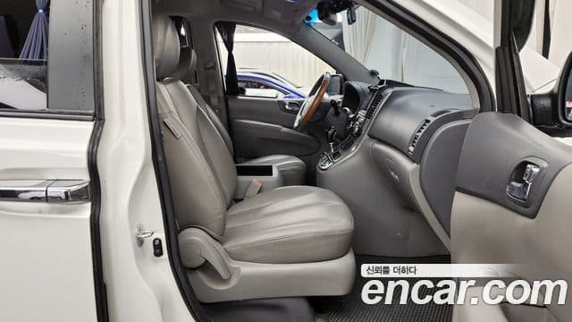 Kia Carnival R топовая версия, 2014 11