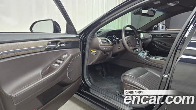 Genesis G90 Premium Luxury, 2019 10