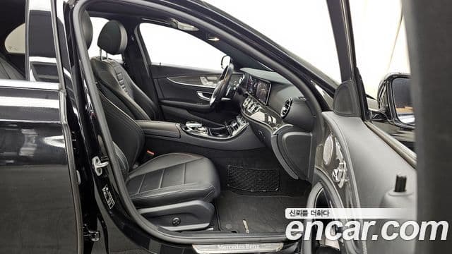 Mercedes-Benz E-класс W213 AMG Line, 2020 11