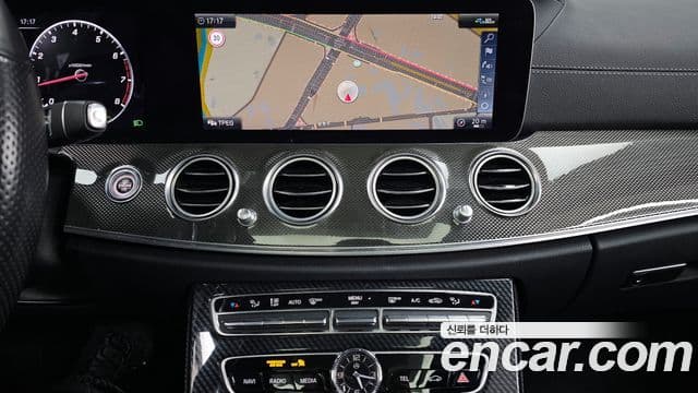 Mercedes-Benz E-класс W213 AMG Line, 2020 14