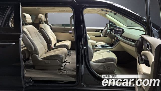 Kia Carnival 4세대 Signature, 2022 10