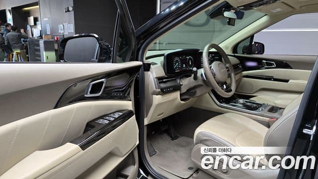 Kia Carnival 4세대 Signature, 2022 11