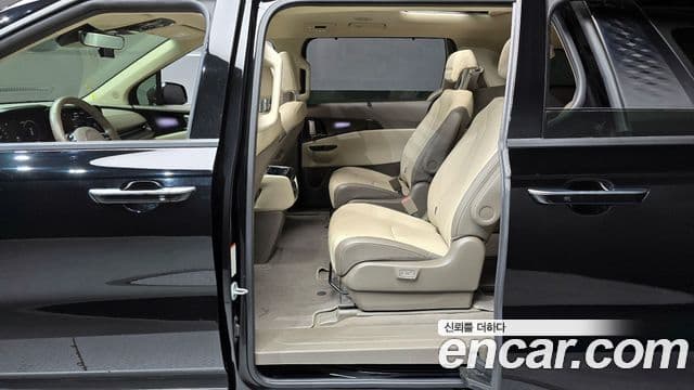 Kia Carnival 4세대 Signature, 2022 12