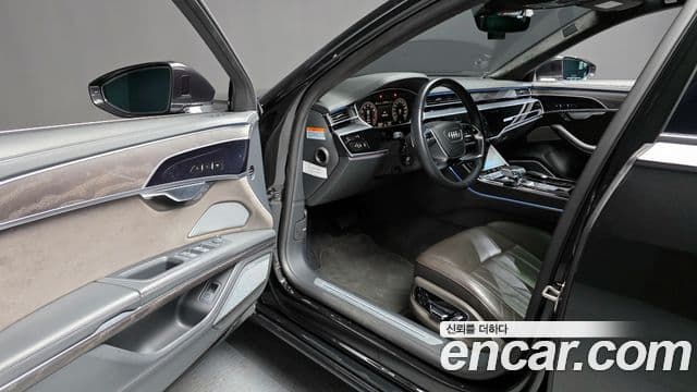 Audi A8 (D5) 60 TFSI Quattro LWB, 2021 9