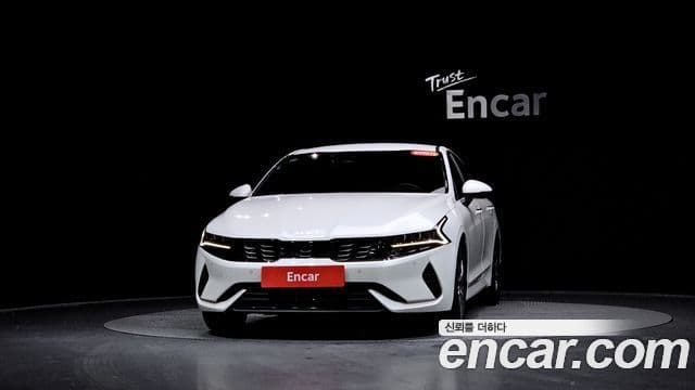 Kia K5 гибрид 3세대 Signature, 2023 3