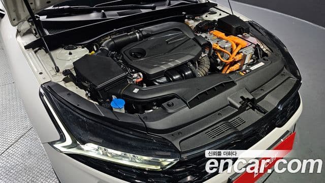 Kia K5 гибрид 3세대 Signature, 2023 6