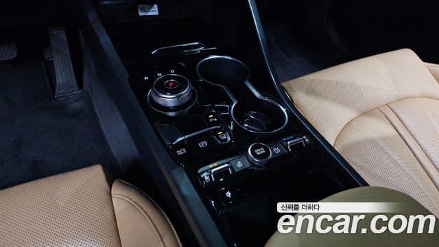 Kia K5 гибрид 3세대 Signature, 2023 9