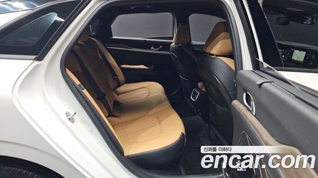 Kia K5 гибрид 3세대 Signature, 2023 12