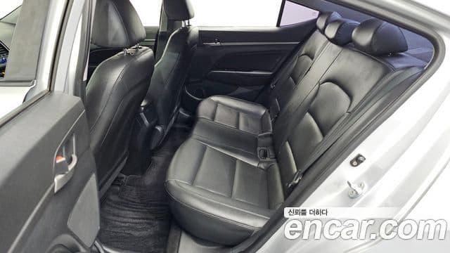 Hyundai Avante AD 1.6 GDI Smart, 2018 11