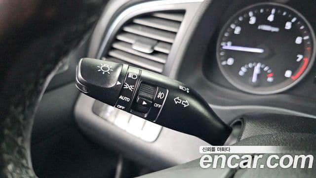 Hyundai Avante AD 1.6 GDI Smart, 2018 16