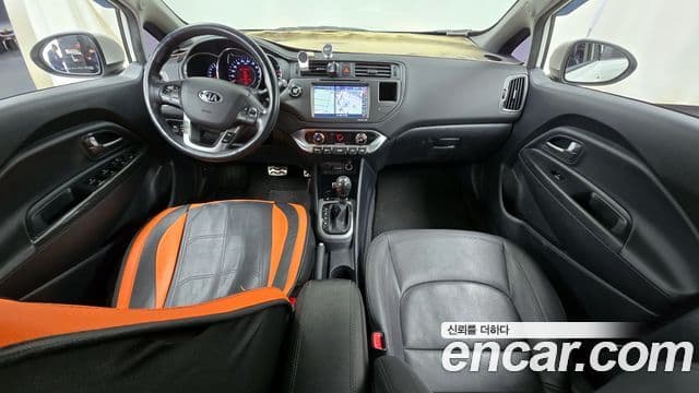 Kia All New Pride Prestige, 2014 7