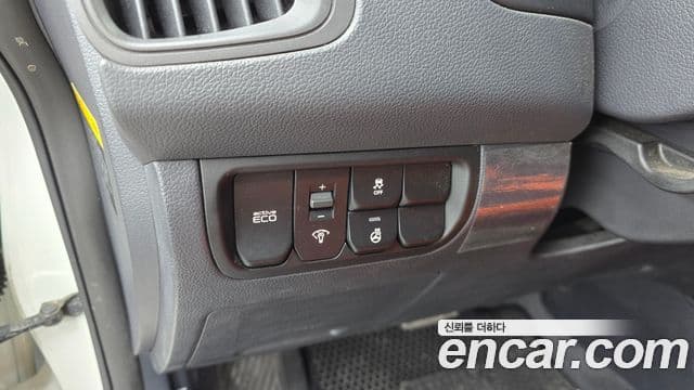 Kia All New Pride Prestige, 2014 18