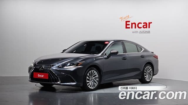 Lexus ES300h 7세대 Executive, 2025 1