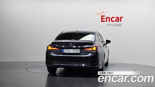 Lexus ES300h 7세대 Executive, 2025 7