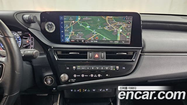 Lexus ES300h 7세대 Executive, 2025 3