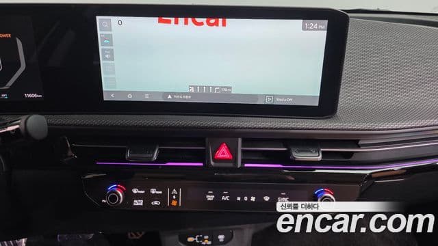 Kia The / новый New EV6 Earth, 2025 15