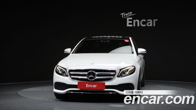 Mercedes-Benz E-класс W213 Avantgarde, 2017 3