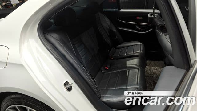 Mercedes-Benz E-класс W213 Avantgarde, 2017 12