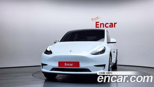 Tesla модель Y, 2024 3