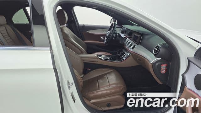 Mercedes-Benz E-класс W213 Avantgarde, 2021 11