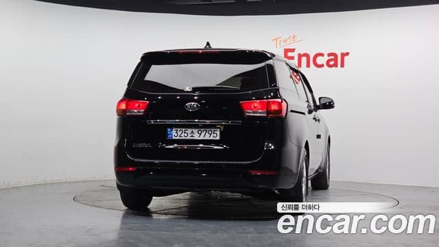 Kia All New Carnival 11인승 Deluxe, 2018 2