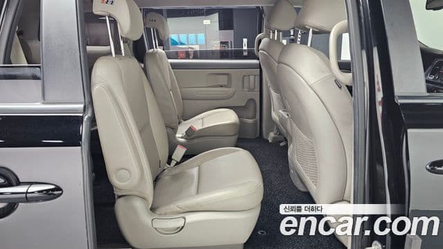 Kia All New Carnival 11인승 Deluxe, 2018 8