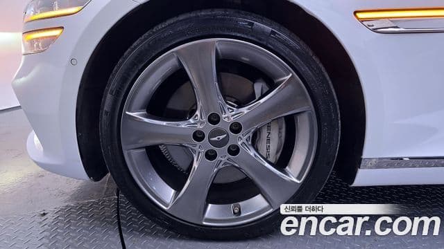 Genesis G80 (RG3) бензин 3.5 турбо AWD, 2021 все фото