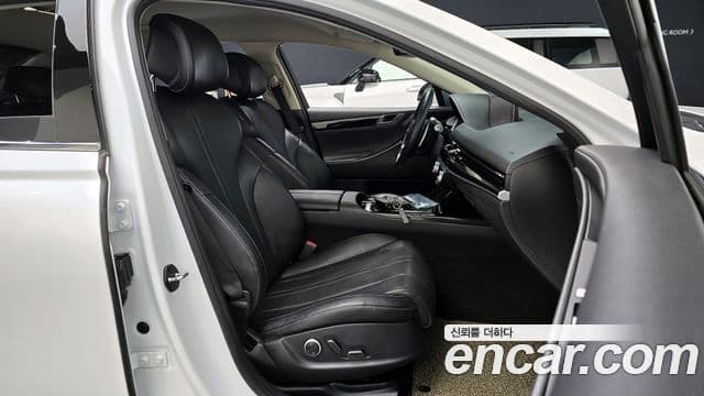 Genesis G80 (RG3) бензин 3.5 турбо AWD, 2021 10