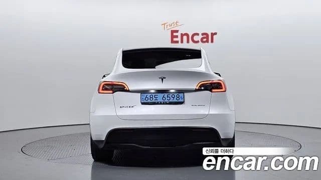 Tesla модель Y Long Range AWD, 2021 4