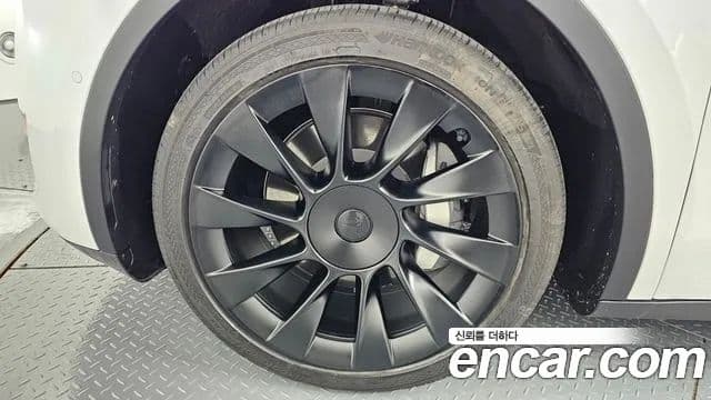 Tesla модель Y Long Range AWD, 2021 все фото