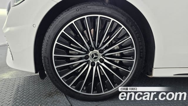 Mercedes-Benz E-класс W214 Exclusive, 2024 все фото