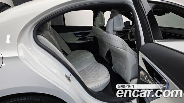 Mercedes-Benz E-класс W214 Exclusive, 2024 12