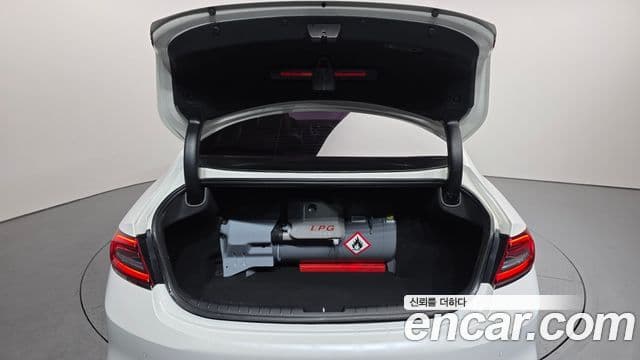 Hyundai Grandeur IG 3.0 LPi Modern (арендный автомобиль), 2019 20