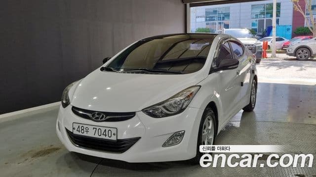 Hyundai Avante MD M16 GDI Smart, 2013 1