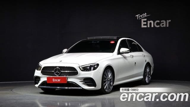 Mercedes-Benz E-класс W213 AMG Line, 2022 1