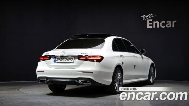 Mercedes-Benz E-класс W213 AMG Line, 2022 2