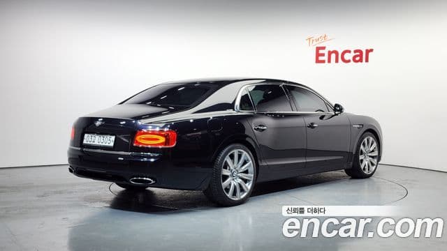 Bentley Flying Spur 2세대, 2016 2