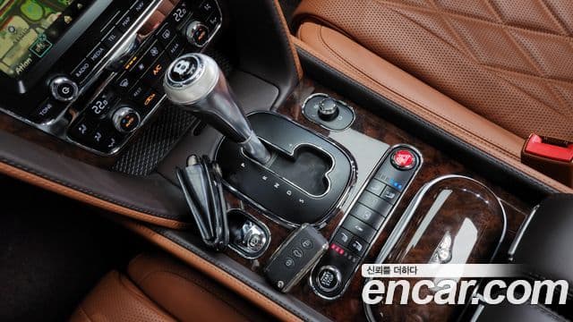 Bentley Flying Spur 2세대, 2016 9