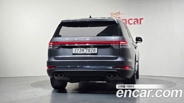 Lincoln Aviator 2세대 3.0 Reserve AWD, 2023 4