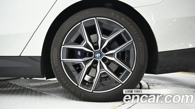 BMW i5 (G60) eDrive 40 M Sport, 2024 3