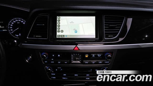 Hyundai Genesis DH Modern, 2016 15