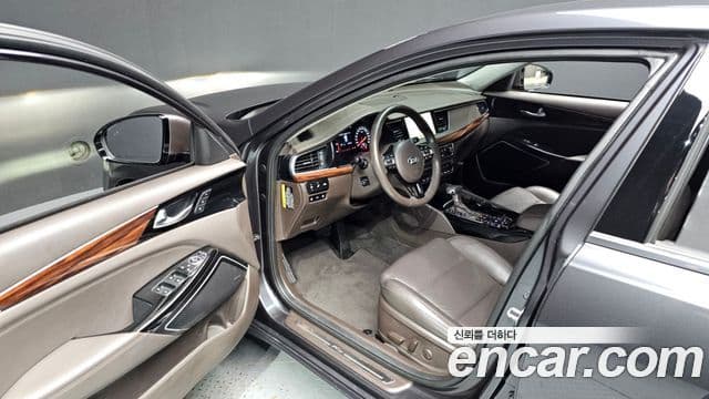 Kia All New K7 Prestige, 2016 10